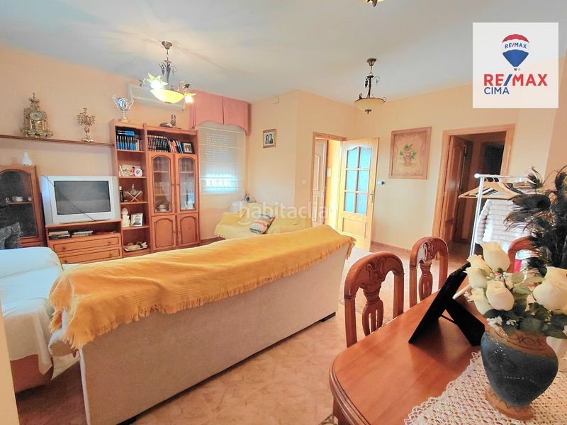 Foto 1703bc5d-b246-4101-9de7-915add64cf58. Chalet exclusiva finca con tres viviendas independientes en huerta real granada en Benamaurel