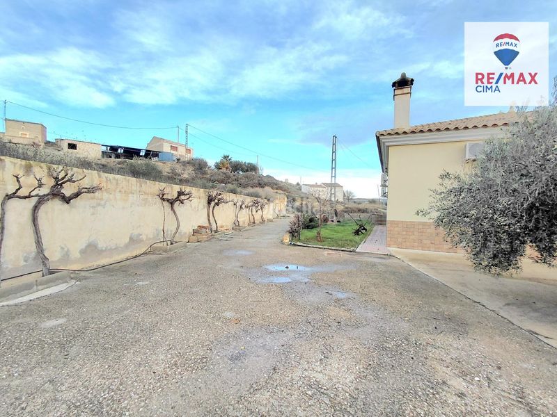 Foto 4d55e927-99c9-4c61-a375-bcb9934c4614. Chalet exclusiva finca con tres viviendas independientes en huerta real granada en Benamaurel