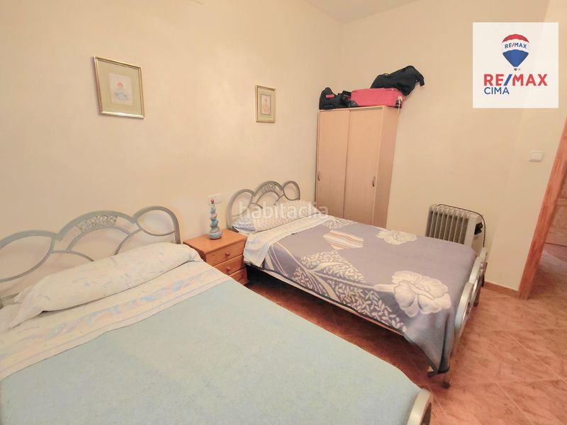 Foto d940055b-6562-4440-8a79-69691cf461cd. Chalet exclusiva finca con tres viviendas independientes en huerta real granada en Benamaurel