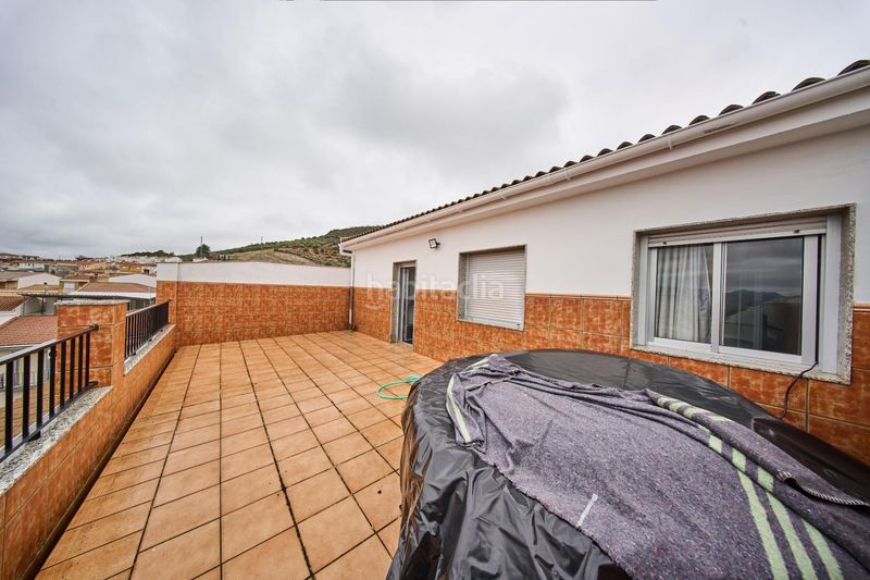 Foto 0e30d872-62d0-45d2-8c35-ff2e6acbb4d0. Casa amb calefacció aparcament a Castillo de Locubín