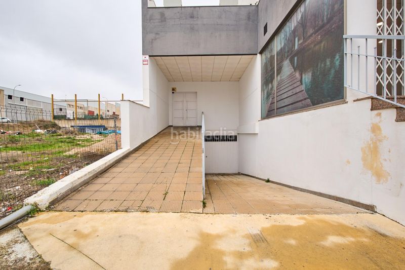 Foto c3373695-ec2e-4a2c-be6b-01e2d96c4dff. Local comercial a Castillo de Locubín