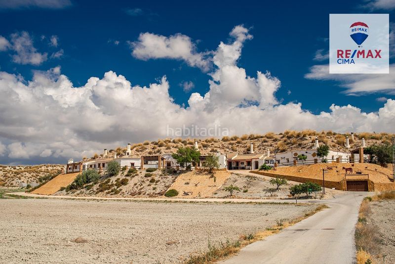 Foto e1bdbd3a-5611-41bc-8d6a-2bef0a3dbd01. Local comercial a Galera