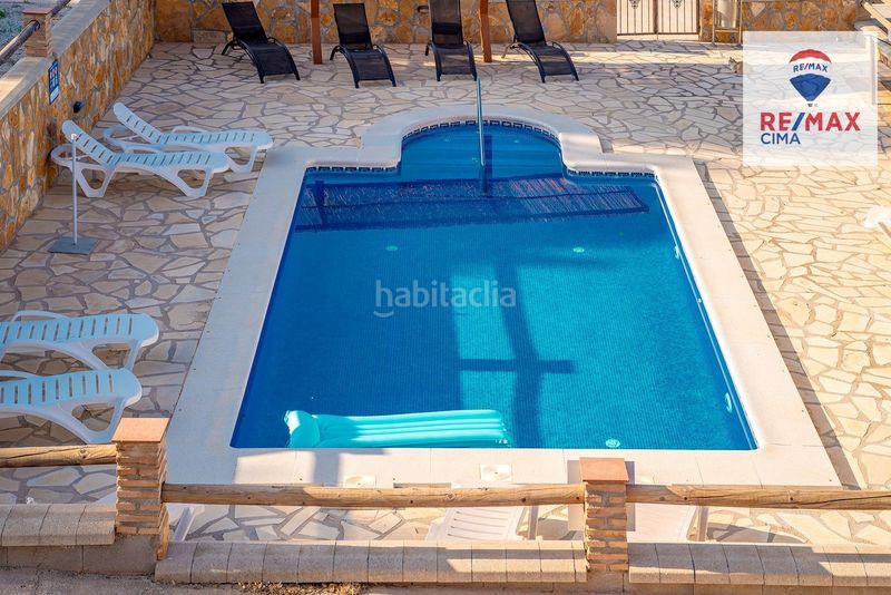 Foto e64f8e5e-3b8b-4f40-acce-5d246cf5e431. Local comercial a Galera