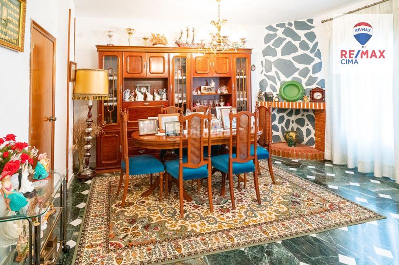 Foto 9f52f7de-96d1-4e11-914b-11dd6da830d4. Xalet amb aparcament a Guadix