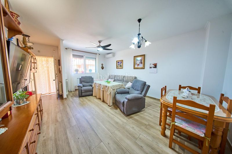 Foto 7fd142ac-bf64-4b3e-a1ba-242426dd78e0. Casa adossada amb aparcament a La Zubia Ciudad Zubia (La)