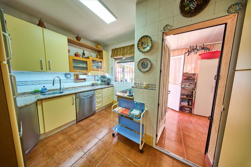 Foto 8ec54da6-2e86-4adb-a2d0-3c37981972c7. Casa adossada amb aparcament a La Zubia Ciudad Zubia (La)