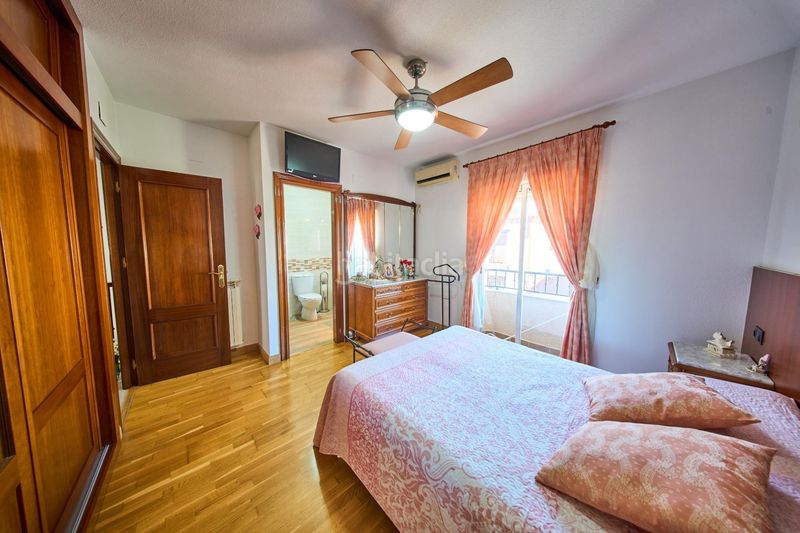 Foto 9e03f326-04cf-4225-83ae-3624a2fded5e. Casa adossada amb aparcament a La Zubia Ciudad Zubia (La)