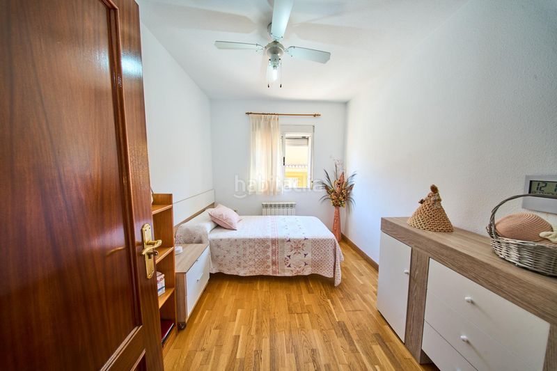 Foto d0d5ae80-23d5-4b1a-b767-b75c7a018847. Casa adossada amb aparcament a La Zubia Ciudad Zubia (La)