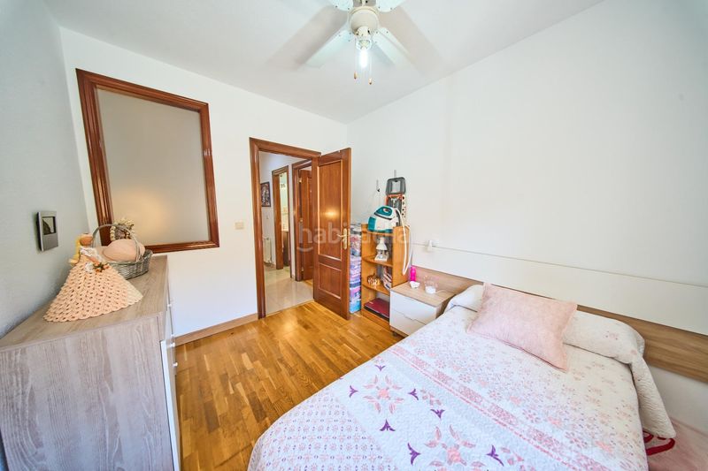 Foto fe09d7b6-8ab0-4b4c-8566-04be346e660c. Casa adossada amb aparcament a La Zubia Ciudad Zubia (La)