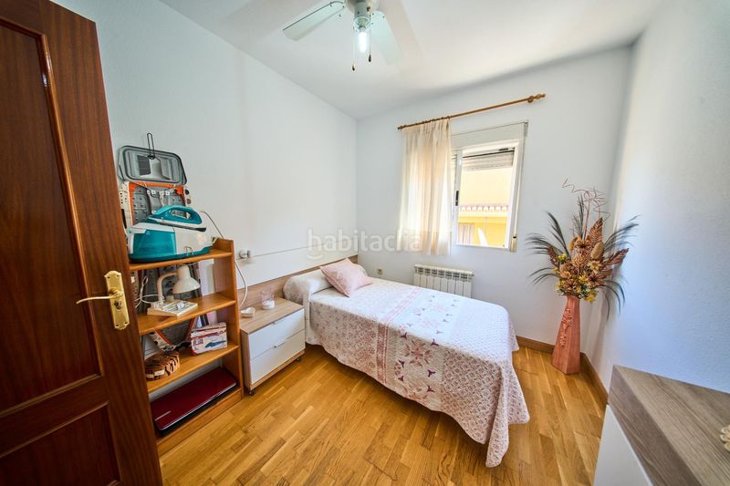 Foto fe7f58d4-aa6b-4651-810a-7dbb519c7b38. Casa adossada amb aparcament a La Zubia Ciudad Zubia (La)