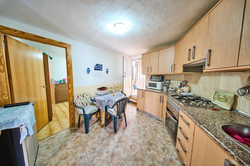 Foto a6c3384b-3bde-4fc0-8d0a-4e8d1ca1c99f. Casa a schiera in calle calvario 28 in Montillana