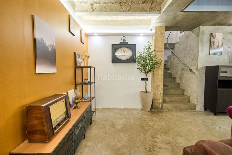 Foto fffd15b0-e0dd-4670-ab92-e75a249a71b2. Casa adossada a Barrio de Zaidín Granada