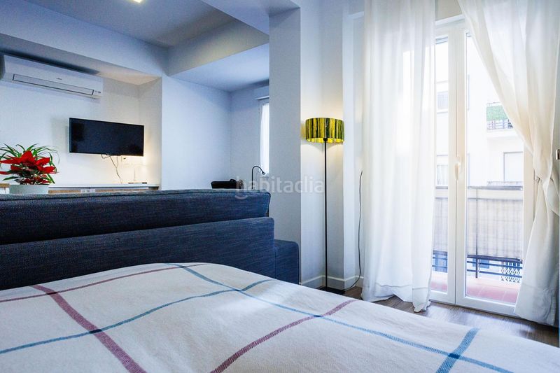 Foto 5dce03f0-0f24-43ae-b1dd-34ac5b216114. Estudi a San Ildefonso Granada