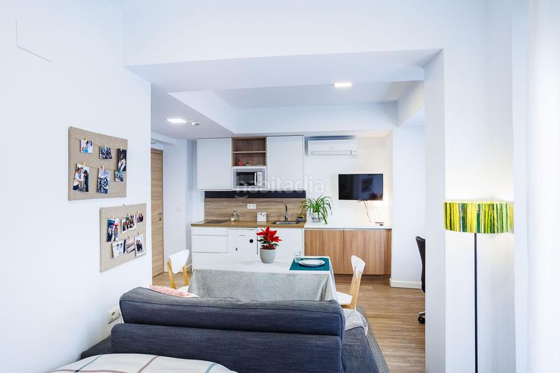 Foto c26032cc-dad4-4541-b91f-29debaadd61c. Estudi a San Ildefonso Granada