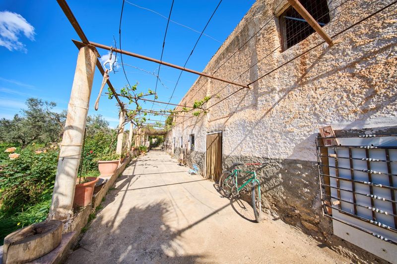 Foto 83c3881f-cc5f-43df-89f5-92172eaba28c. Masia a Cáñar