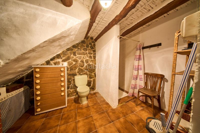 Foto afed5f98-332f-4ec4-b4a0-c7f2a3af7433. Masia a Cáñar