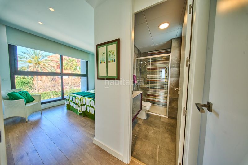 Foto 3060d16f-a1dc-4c1e-b985-f4df704b73c3. Xalet amb aparcament piscina a Playa de Granada Motril