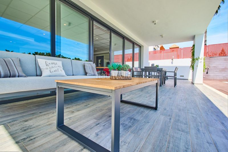 Foto 504bed33-a0f3-4de5-8609-05acedf9456f. Xalet amb aparcament piscina a Playa de Granada Motril