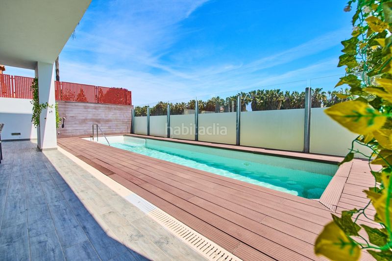 Foto 5141ca0a-ab88-40f6-8d67-ef20f86ec439. Xalet amb aparcament piscina a Playa de Granada Motril