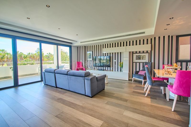 Foto b6bf6d05-d333-478b-82ec-008664ff781e. Xalet amb aparcament piscina a Playa de Granada Motril