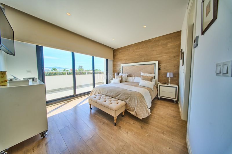 Foto c312c7fc-cc9a-485d-867f-92366bb1e8df. Xalet amb aparcament piscina a Playa de Granada Motril