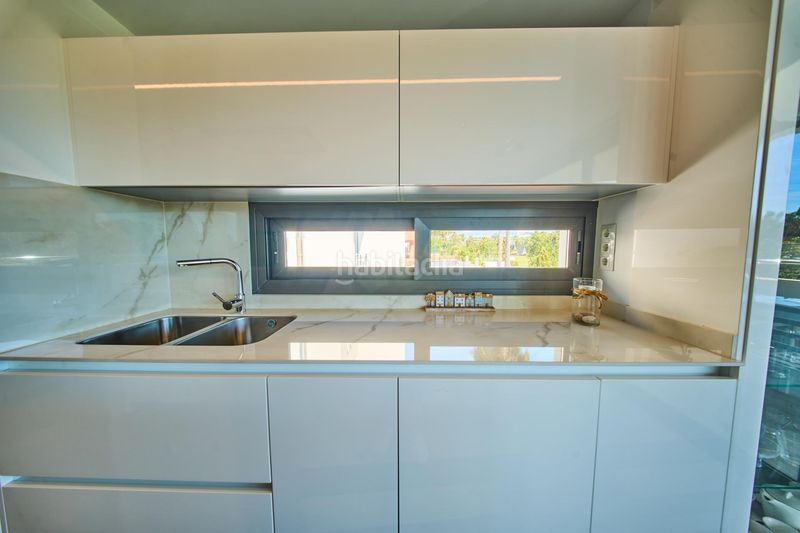 Foto d7bcfd33-b688-41f5-87bd-e756538d680a. Xalet amb aparcament piscina a Playa de Granada Motril