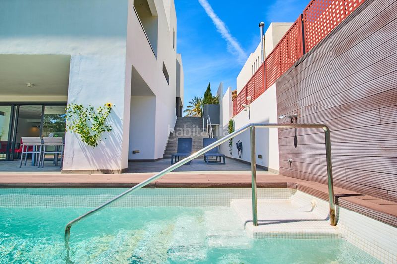 Foto e3600cb5-9c5a-4901-b216-6777b61043b1. Xalet amb aparcament piscina a Playa de Granada Motril