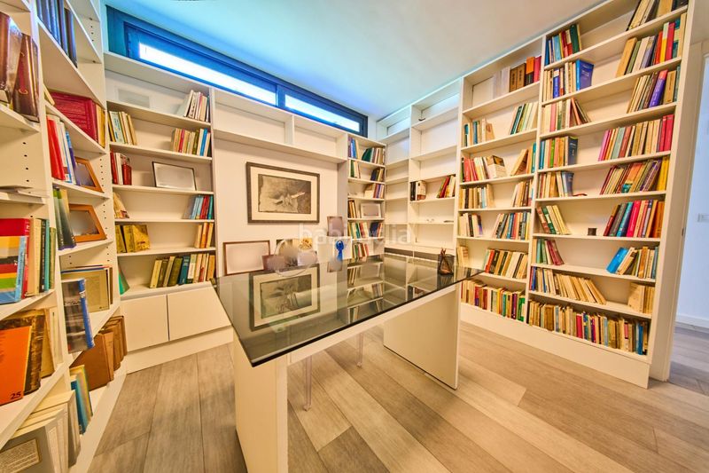 Foto e6c4b9b6-e7d7-44af-9c57-e5217d9d1a53. Xalet amb aparcament piscina a Playa de Granada Motril