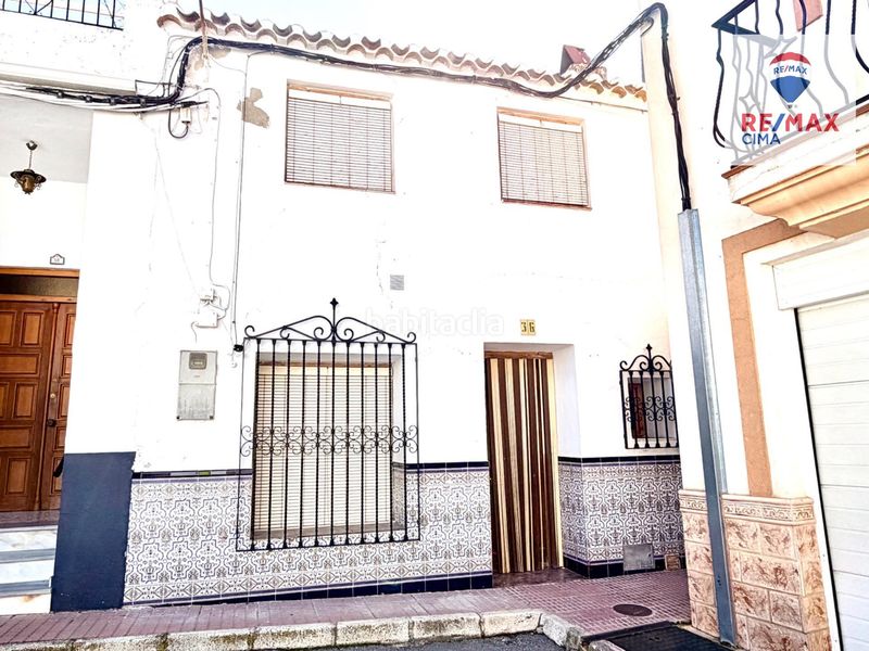 Foto d996aa3f-1541-4657-85d5-62e6f6343875. Casa a calle san josé 36 a Cúllar