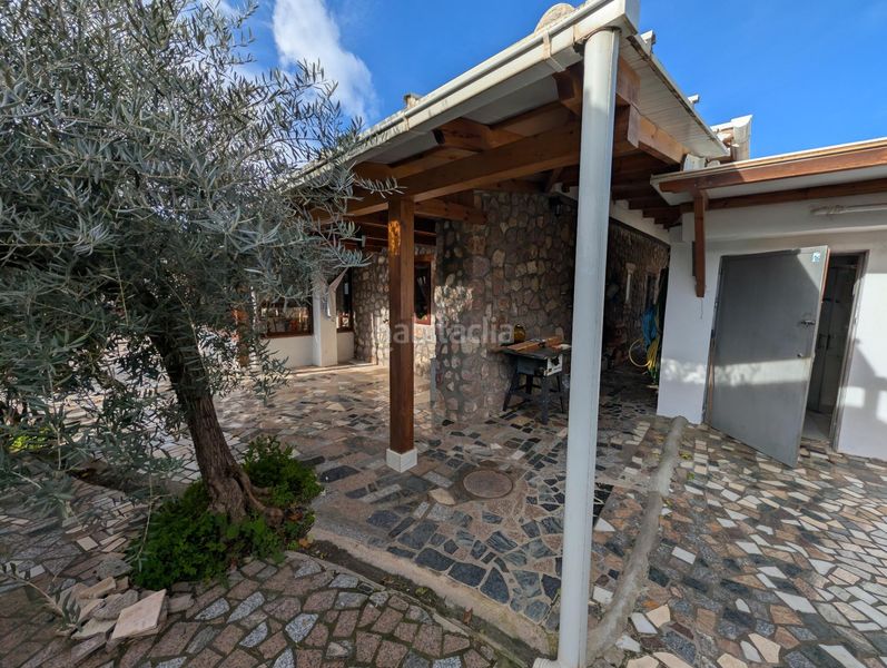 Foto 01b22669-11d8-4a2e-b801-88fb984c6a80. Masia amb aparcament piscina a Órgiva