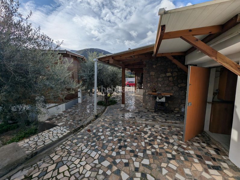 Foto acc0dbd9-873b-42d6-9503-8a423a1f9582. Masia amb aparcament piscina a Órgiva