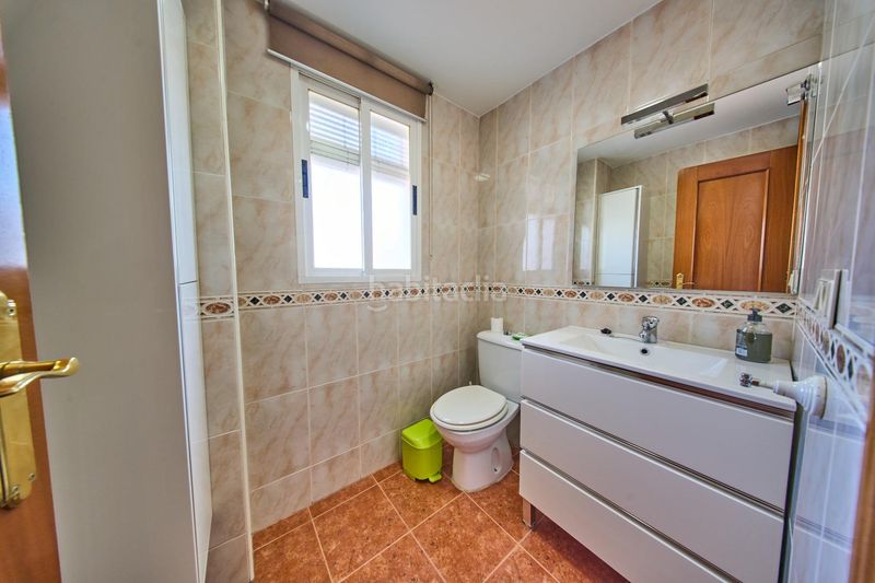 Foto 36d4c6e7-e5da-4707-b846-e33e8aa68a95. Casa a schiera con parcheggio in San Cayetano Churriana de la Vega
