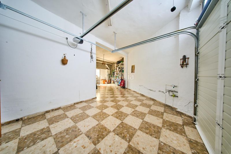 Foto 0a8d7e36-2e68-41dd-9f54-9d4df0f52683. Casa aparellada amb aparcament a Poniente Armilla