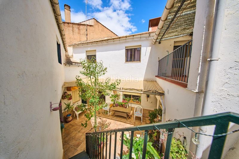 Foto 168d4478-a439-43b9-825e-0ae58a1ef087. Casa aparellada amb aparcament a Poniente Armilla