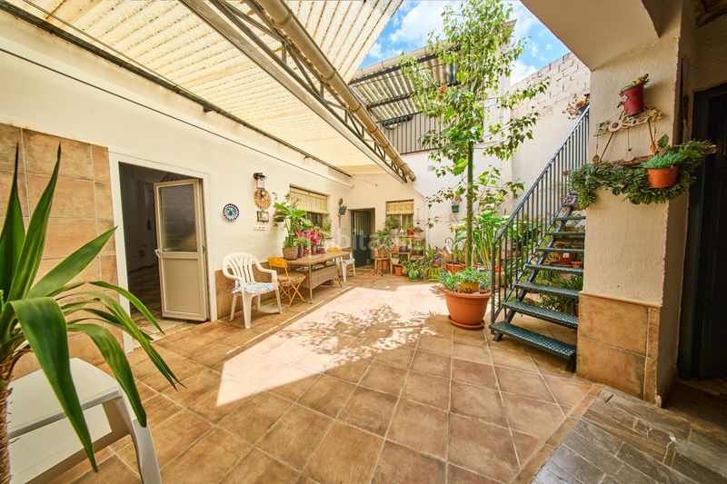 Foto 647ab21d-fd35-4f94-b948-d02143452ce6. Casa aparellada amb aparcament a Poniente Armilla