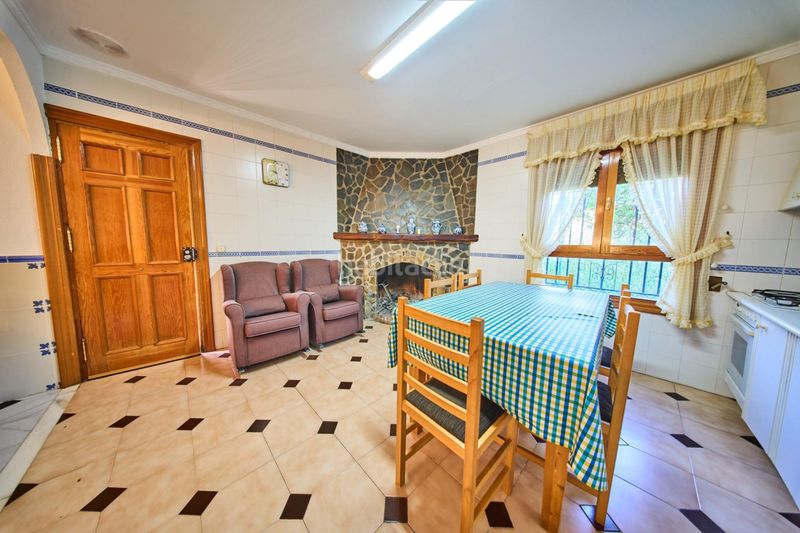 Foto 03ae01d4-f758-4b69-83d0-30c46fab470d. Chalet  tipo duplex en yatór, cadiar en Cádiar