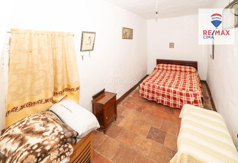 Foto 848d1c91-5f43-4d81-9413-bc7a2bbc69ec. Casa amb aparcament a Zújar