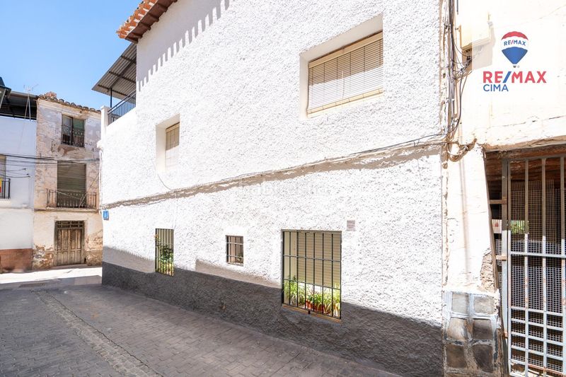 Foto 891d080f-ca5c-4af6-9fa2-b3f818d4617c. Casa amb aparcament a Zújar
