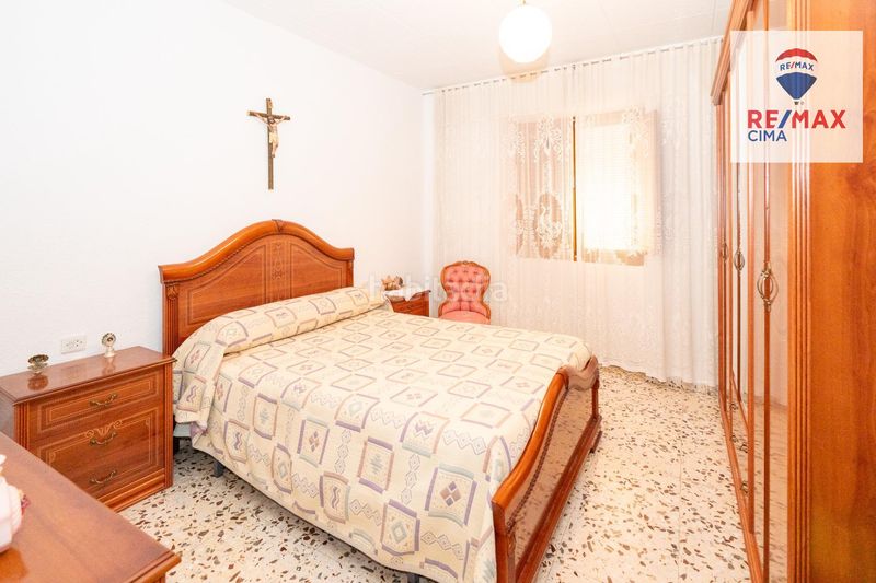 Foto f09e038b-b1be-4aee-9b1f-6e36b5a63f46. Casa amb aparcament a Zújar