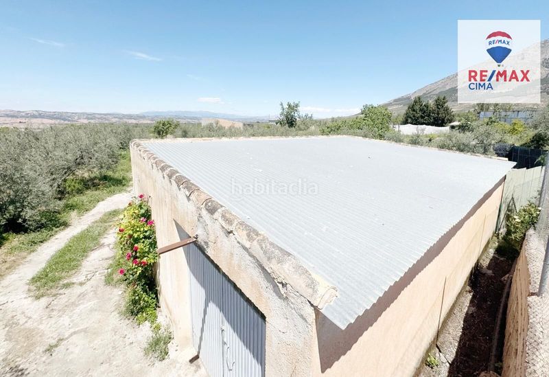 Foto fa109bad-77f6-463b-b0e4-962f4203ae9c. Casa amb aparcament a Zújar