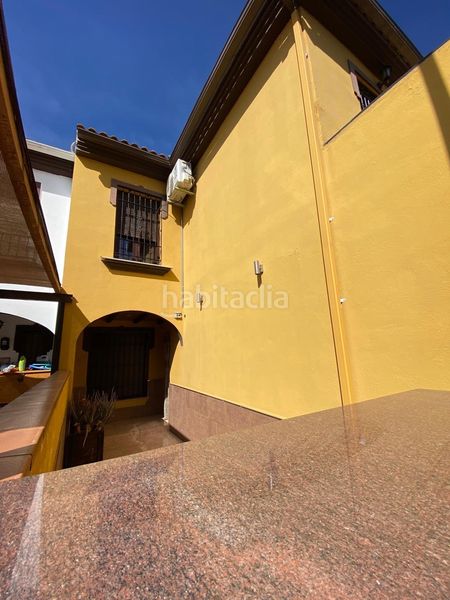 Foto f3dab20c-63dc-4832-ab37-b2b365c0d0e1. Casa adossada amb aparcament a Chauchina