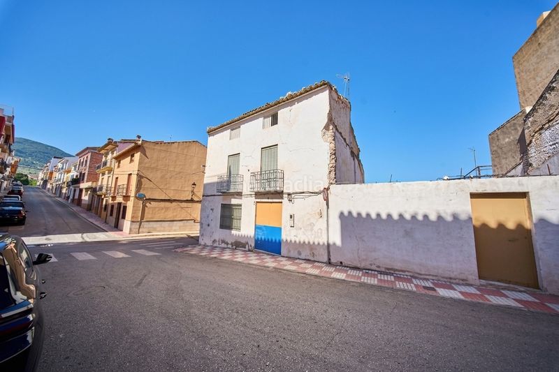 Foto 93c033fc-9992-46f4-a0d7-c9fbc85ca145. Casa gran edificio para rehabilitar viviendas local en el corazón en Mancha Real