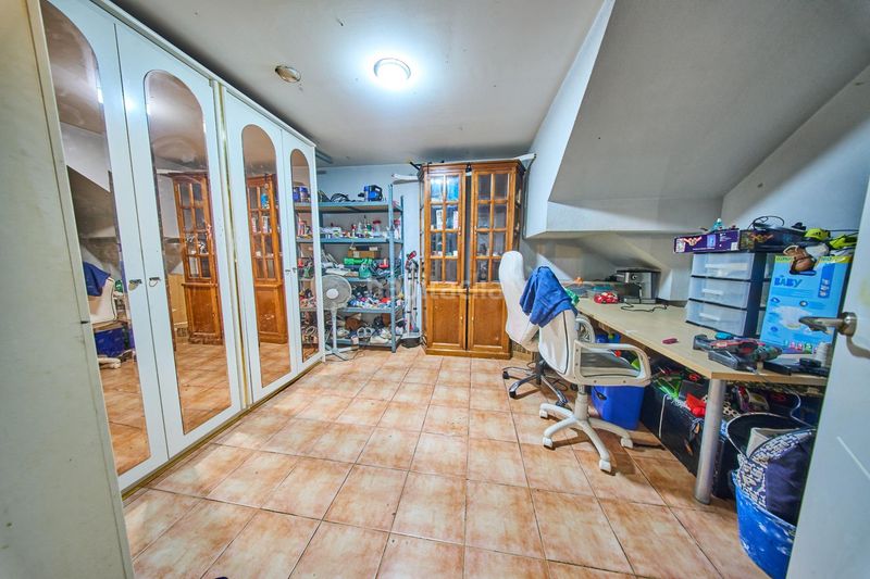 Foto 16fa4f58-9c0e-4a85-b6dd-1b4a301d4163. Casa aparellada amb calefacció aparcament piscina a Ogíjares