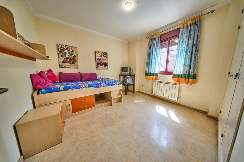Foto be898488-fa96-4646-9979-cd2e77d0a271. Casa aparellada amb calefacció aparcament piscina a Ogíjares