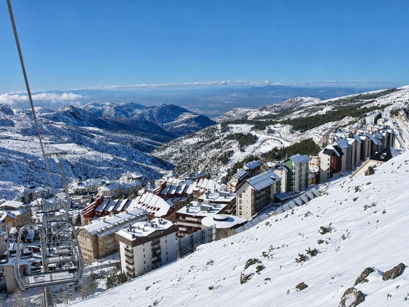 Foto a0878f38-cb8e-49f1-92eb-445e8325a96d. Apartament amb calefacció aparcament a Zona alta Sierra Nevada