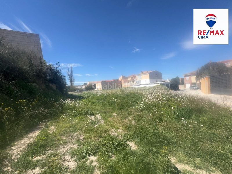 Foto 5c9fa6ba-3b85-46f7-9b62-9a9acef67945. Terreny residencial a Zújar