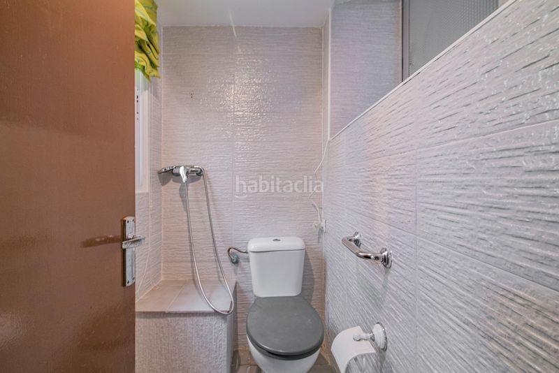 Foto d40ee90f-85d6-407f-a758-405e63218b0d. Casa aparellada a Pinos Puente