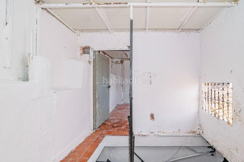 Foto 28fc35e2-5d09-457b-bd23-11ec4694e81f. Casa aparellada a Haza Grande Granada