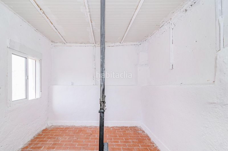 Foto 7b74cbd4-37ac-4ad3-a087-d400a2e4e6af. Casa aparellada a Haza Grande Granada
