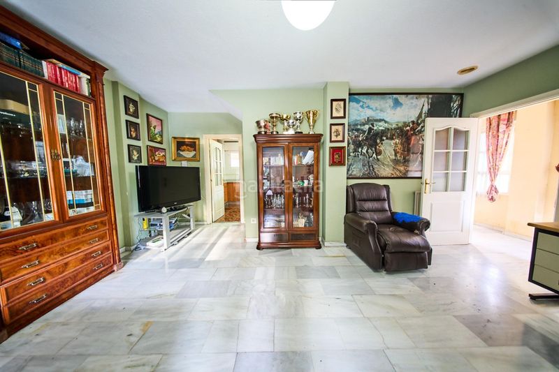Foto de607d0f-865a-48df-a136-652722976280. Casa amb calefacció aparcament a Cenes de la Vega
